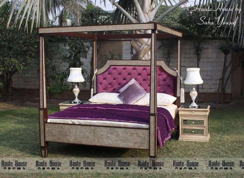 Excellent Condition Bedset (Bed+Side Tables + Dresser + Mirror + Sofa) 0