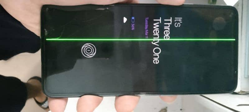 LINE AYEI HOI HA IS LAYEI SELL KAR NA HA URGENT ONEPLUS 8T 1