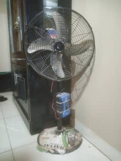 Pedestal charging fan 12 volt 2 fan