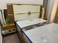 King size bed with foam full seat just 8 months used