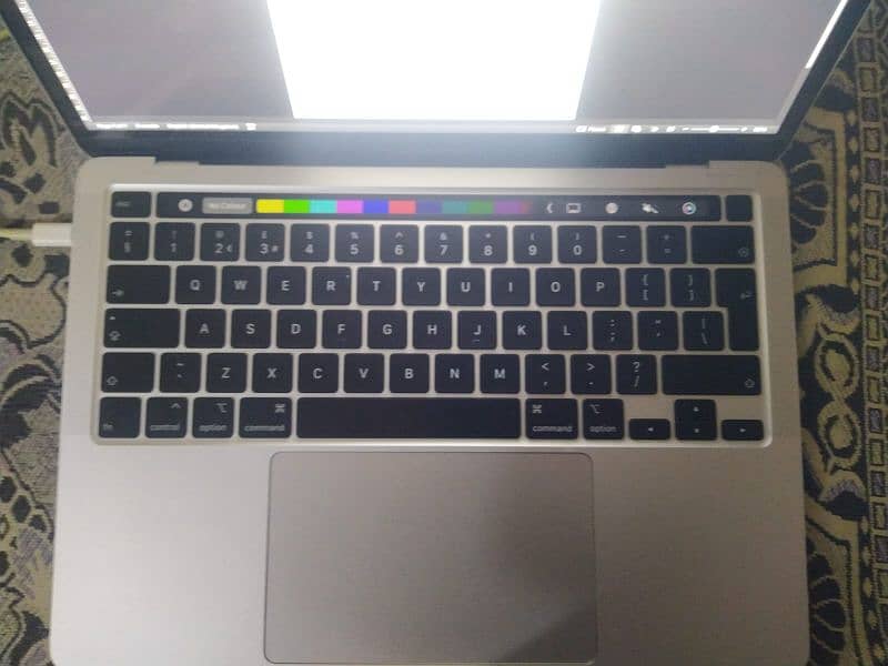 Macbook Pro 2020 Late  Touchbar 1