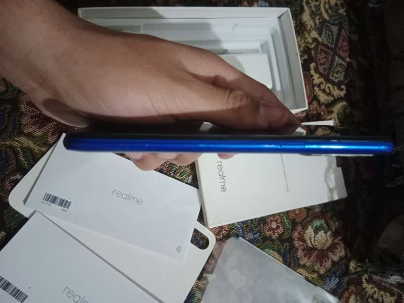 Realme 5 complete box 3