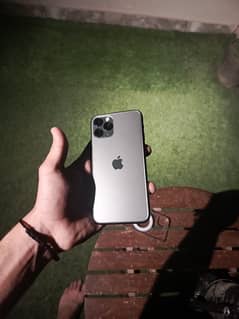 IPHONE 11 PRO (NON PTA)