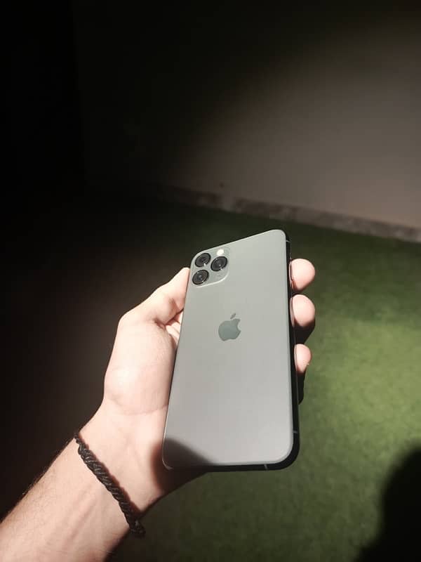 IPHONE 11 PRO (NON PTA) 7