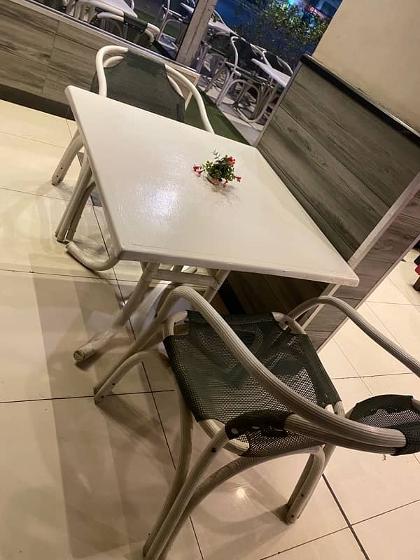 Table and Chairs, Best for Restaurant Cafes 0