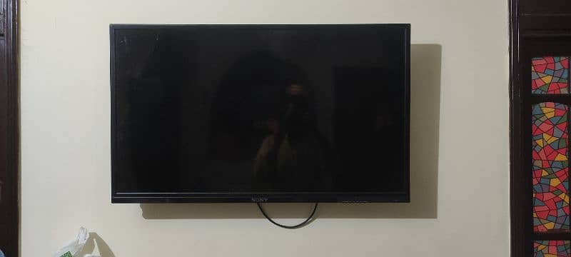 Sony Led Tv with wifi 42 inch 0