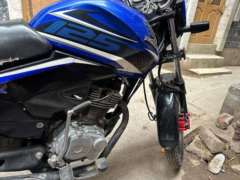 Honda CB 125F 2021 model Blue 17