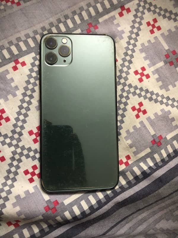 iPhone 11 Pro Max 1