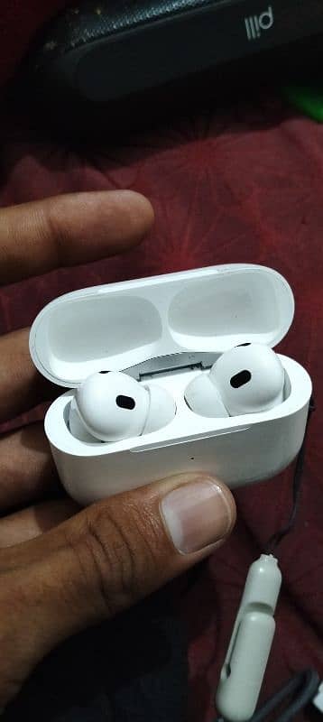 iphone earbuds 2nd generation 1