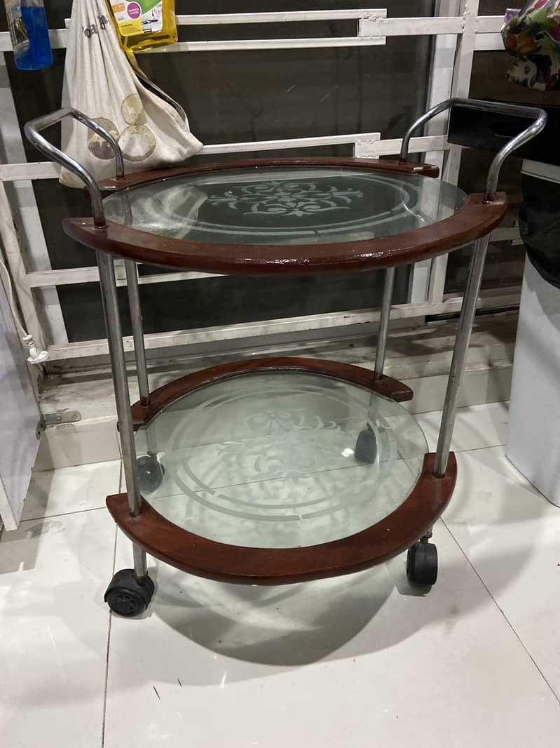 Tea trolley 1