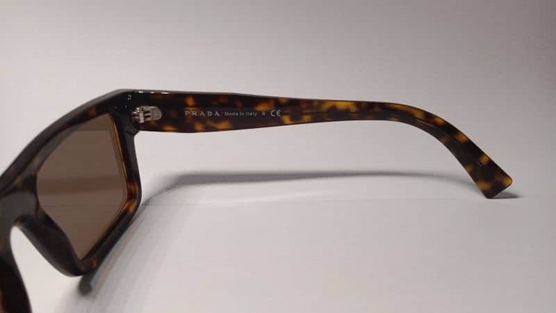 PRADA ORIGINAL SUNGLASSES 5