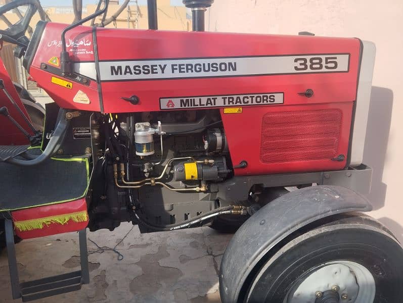 Massey Ferguson 385 2