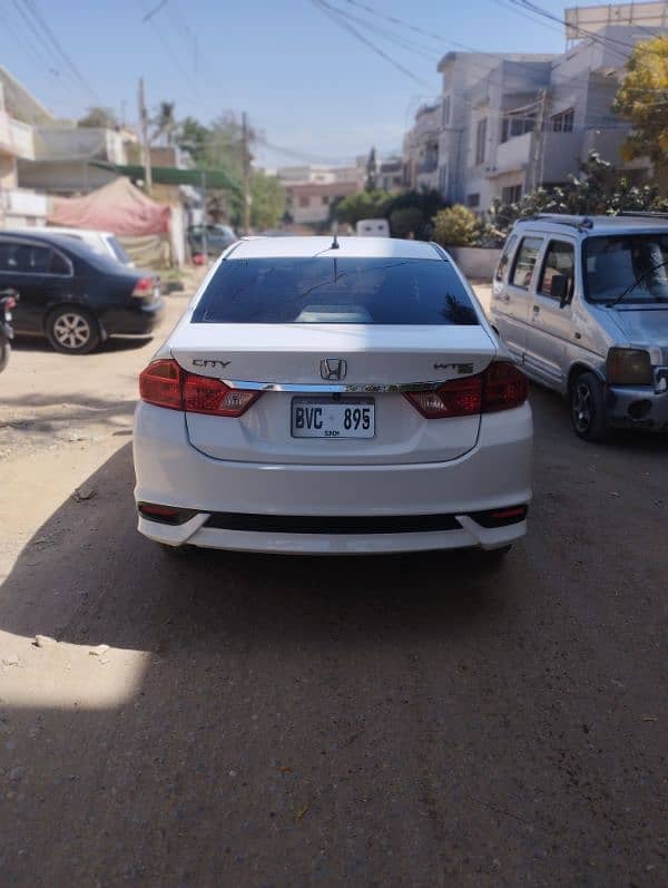 Honda City 2021 Automatic 3