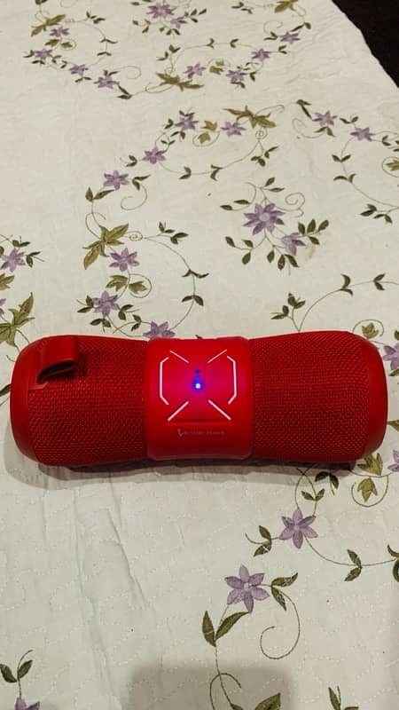 Victory force Bluetoot speaker same jbl boss sound 2