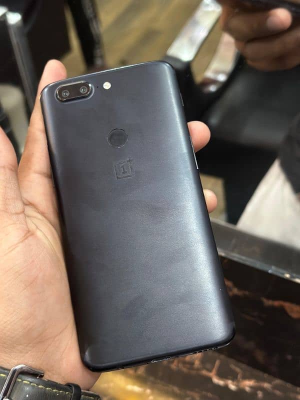 one plus 5t 1