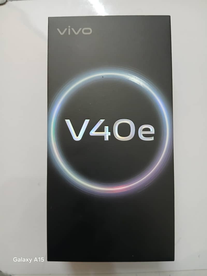 VIVO V40E 6