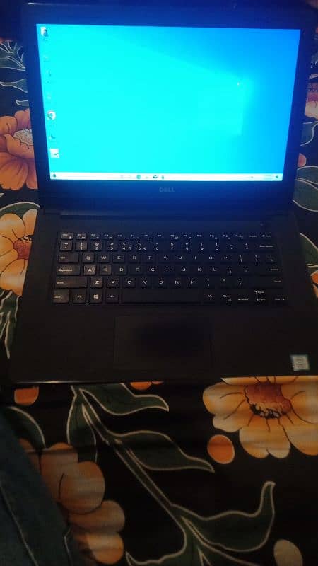 Dell Vostro 14-3468  Core i7 7th generation 1