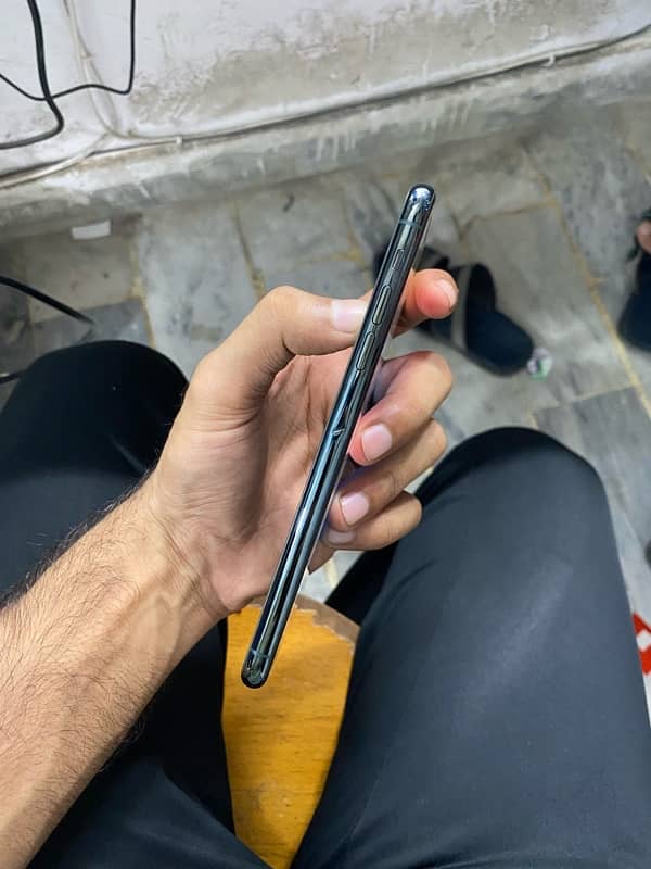 iphone 11 pro max 256gb non pta 5