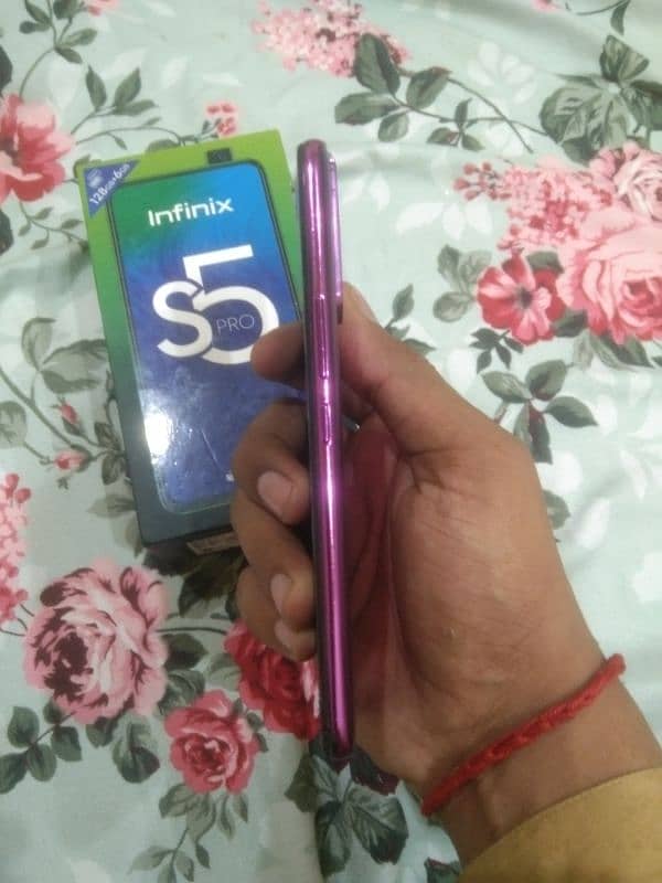 infinix 5s Pro panel change hai condition aapke samne hai 6.128gb 2