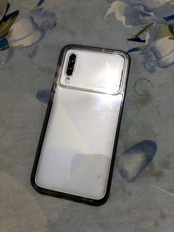 Samsung Galaxy A30s 4/128 with Box and Charger for Sale 15