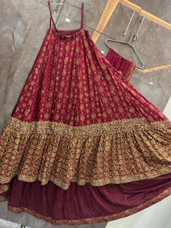 Libas e Khas Beautiful Farshi Lehnga in excellent condition 1