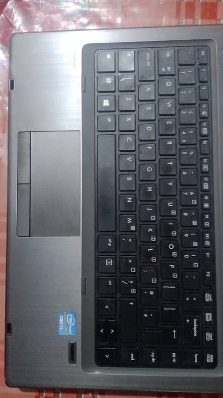 HP laptop core I5 8 gb ram 2