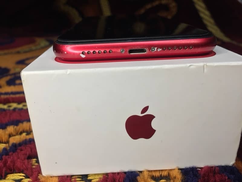 iPhone 11 Red USA LLA Model 64Gb 5