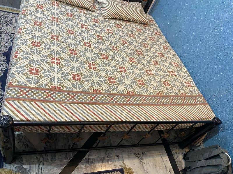 loha ka bed with mattress for sale 2