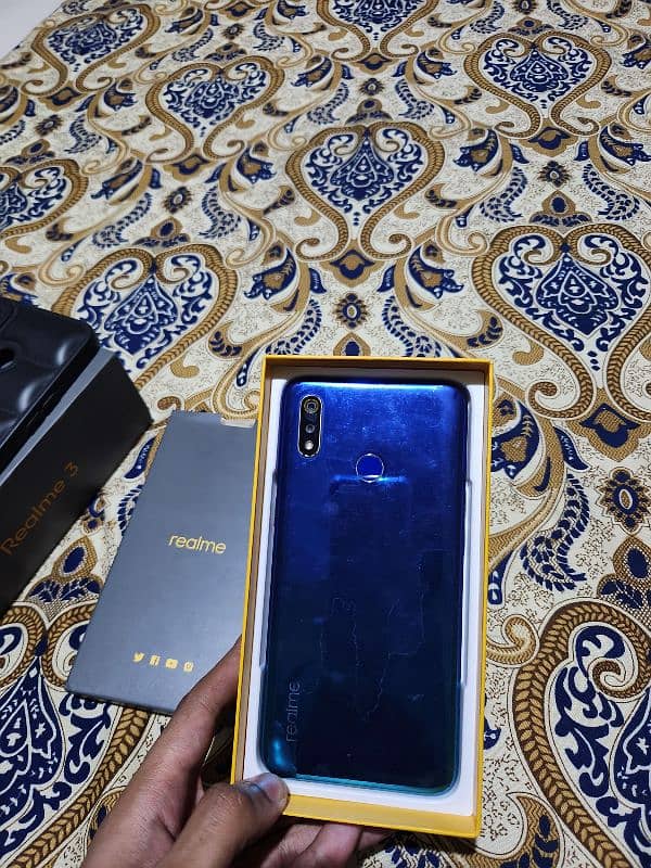 Realme 3 pta approve dual sim 3/32 with box apple iphone Samsung infin 1