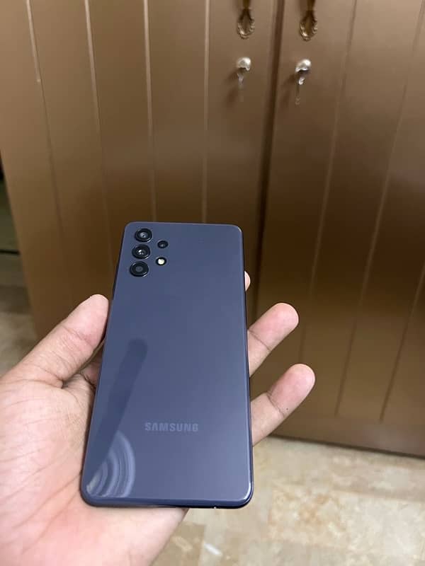 Samsung Galaxy A32 1