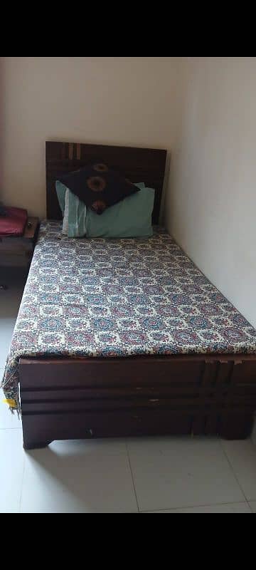 Single bed for Sale 0