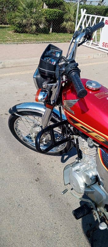 HONDA CG125 SELF START 4