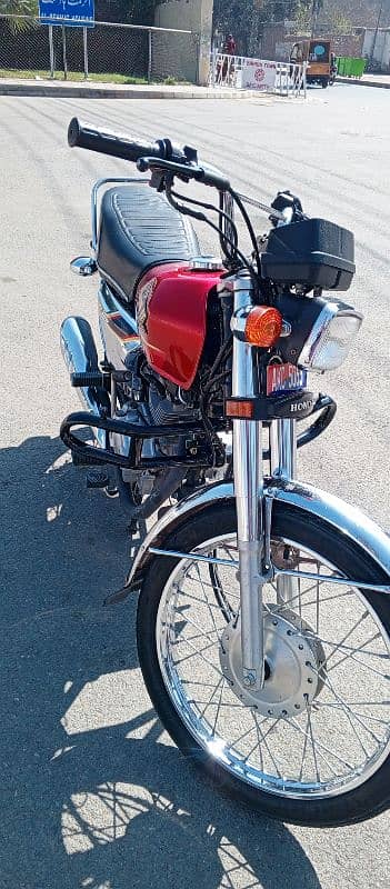 HONDA CG125 SELF START 5