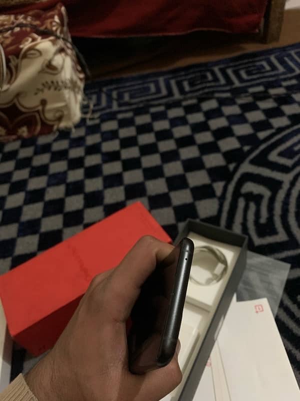 one plus 9 pro for sale 8