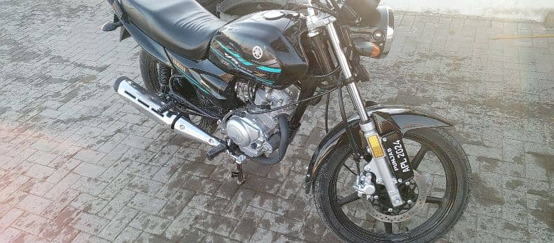 YB 125z Dx 2