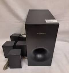 5 piece Samsung speakers. . . 5.1 Home Theatre System:Home entertaining.