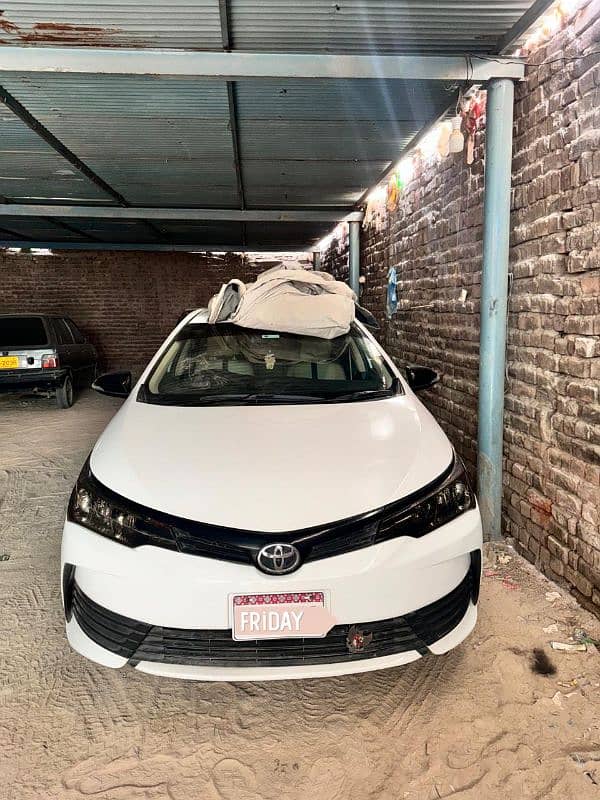 Corolla auto 2020 modle special edition super white colore 0