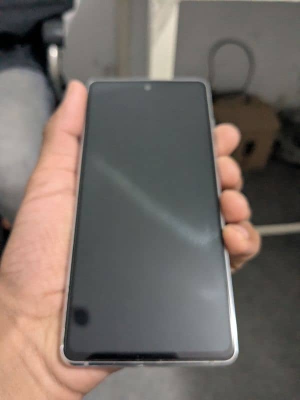 Samsung Galaxy s20 Fe 10 by 10 condition non pta box Kay sat 2