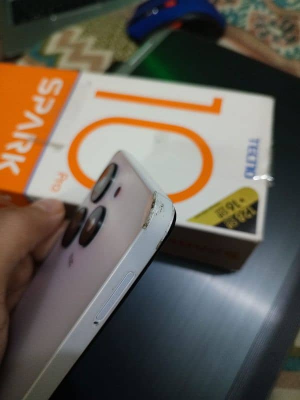 Tecno Spark 10 pro 4