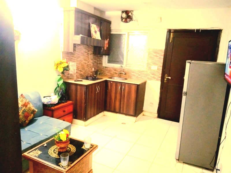 Daily weekly and monthly basis studio furnished apartment. 2