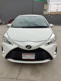 Toyota Vitz 2018 B2B Pearl white