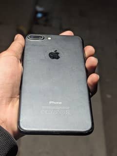 iphone 7+(PTA APPROVED)