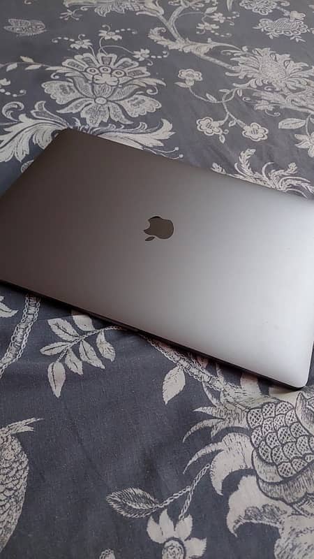 MACBOOK PRO 2019 2