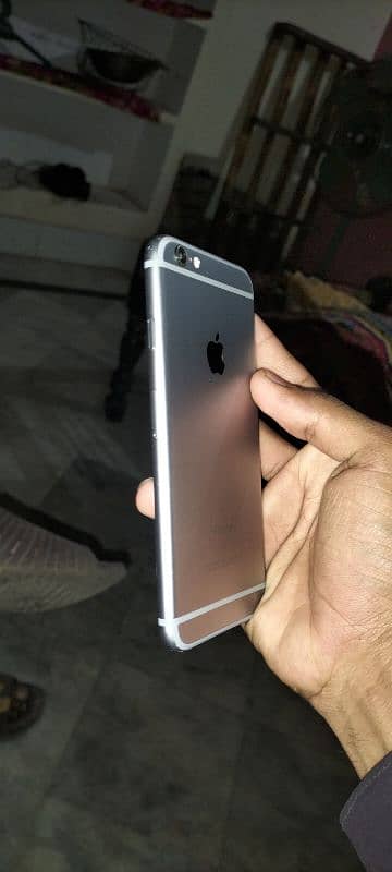 iPhone 6s non pta 9