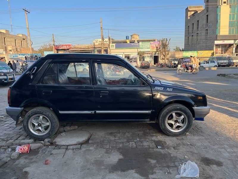 Daihatsu Charade 1984 High roof 2