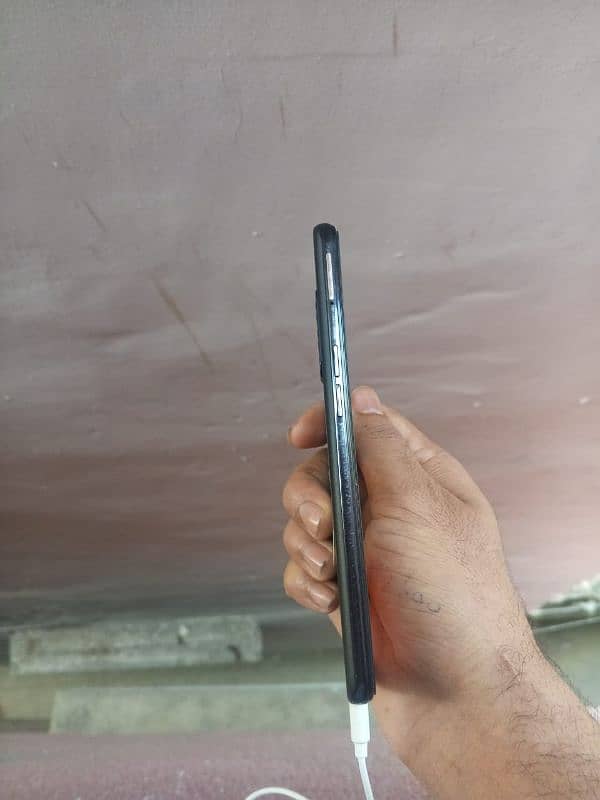 oppo Reno 6 with original charger no box 3