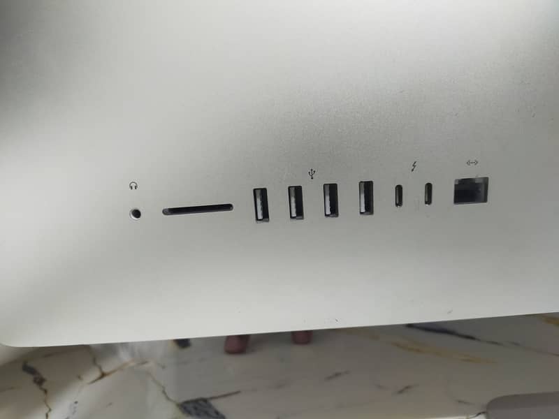 Imac 2017 27" 10/10 Condition 4