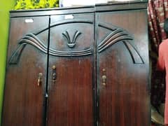 Three Door woden Almari normal condition looking good reasonable price