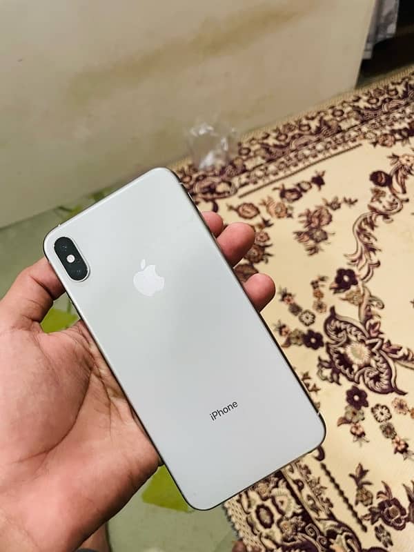 Iphone Xsmax pta approved 64/gb 2