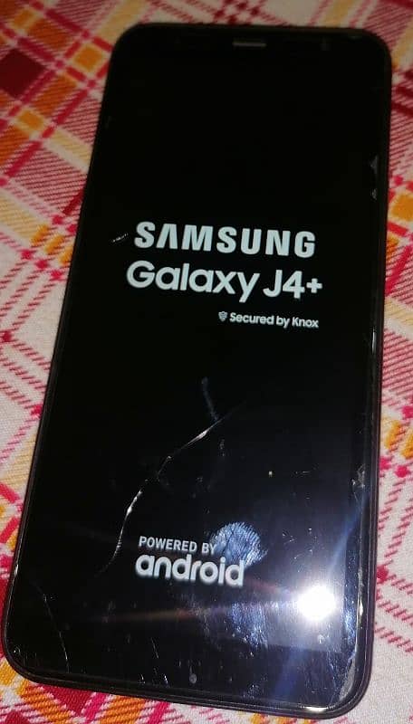 Samsung Galaxy J4+ 4